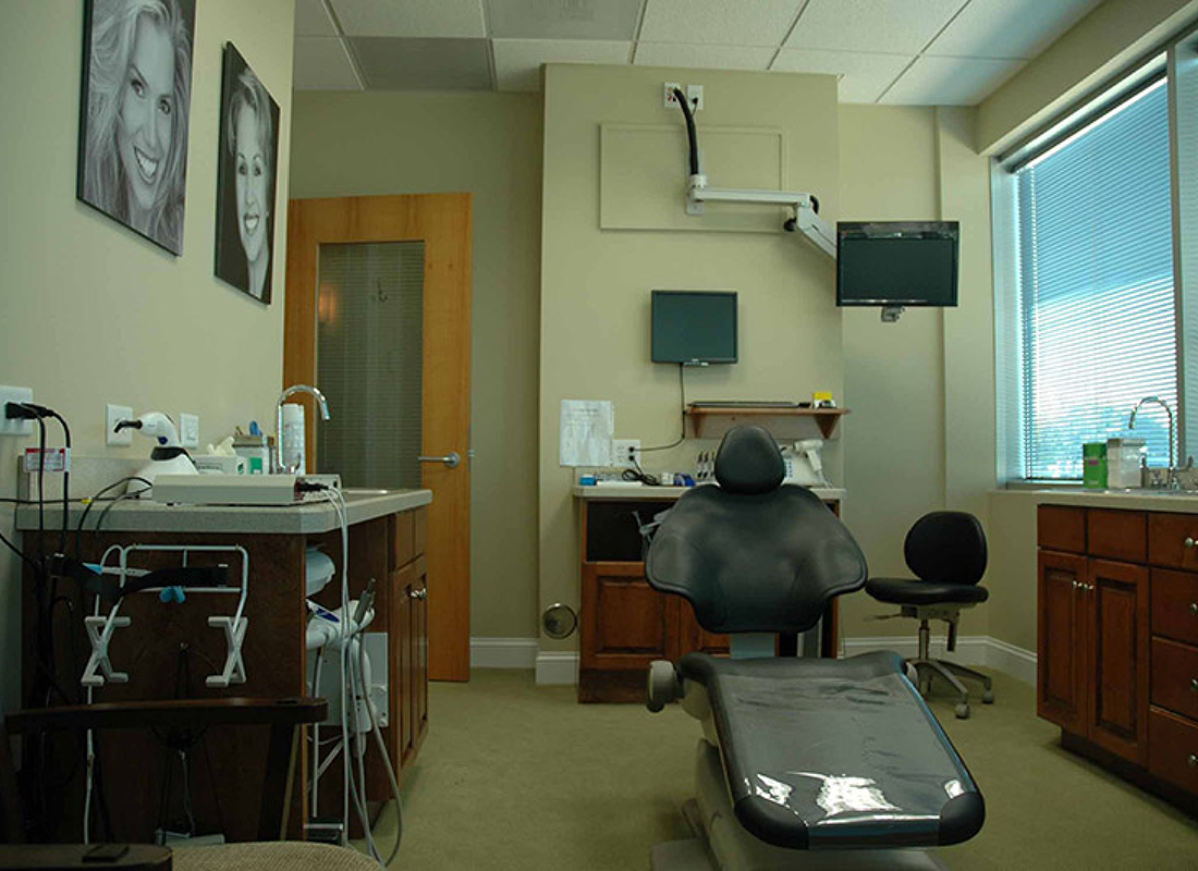 Dental treatment room